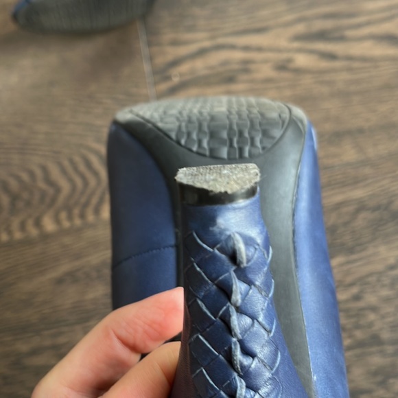 Elliot Lucca Peep-toe Pump - Picture 9 of 9